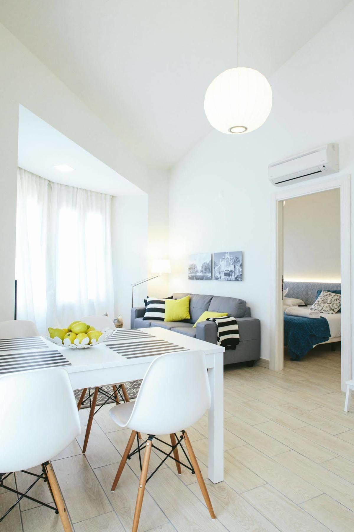 The Lucky Flats - Poeta Quintana Apartment อาลิกันเต ภายนอก รูปภาพ